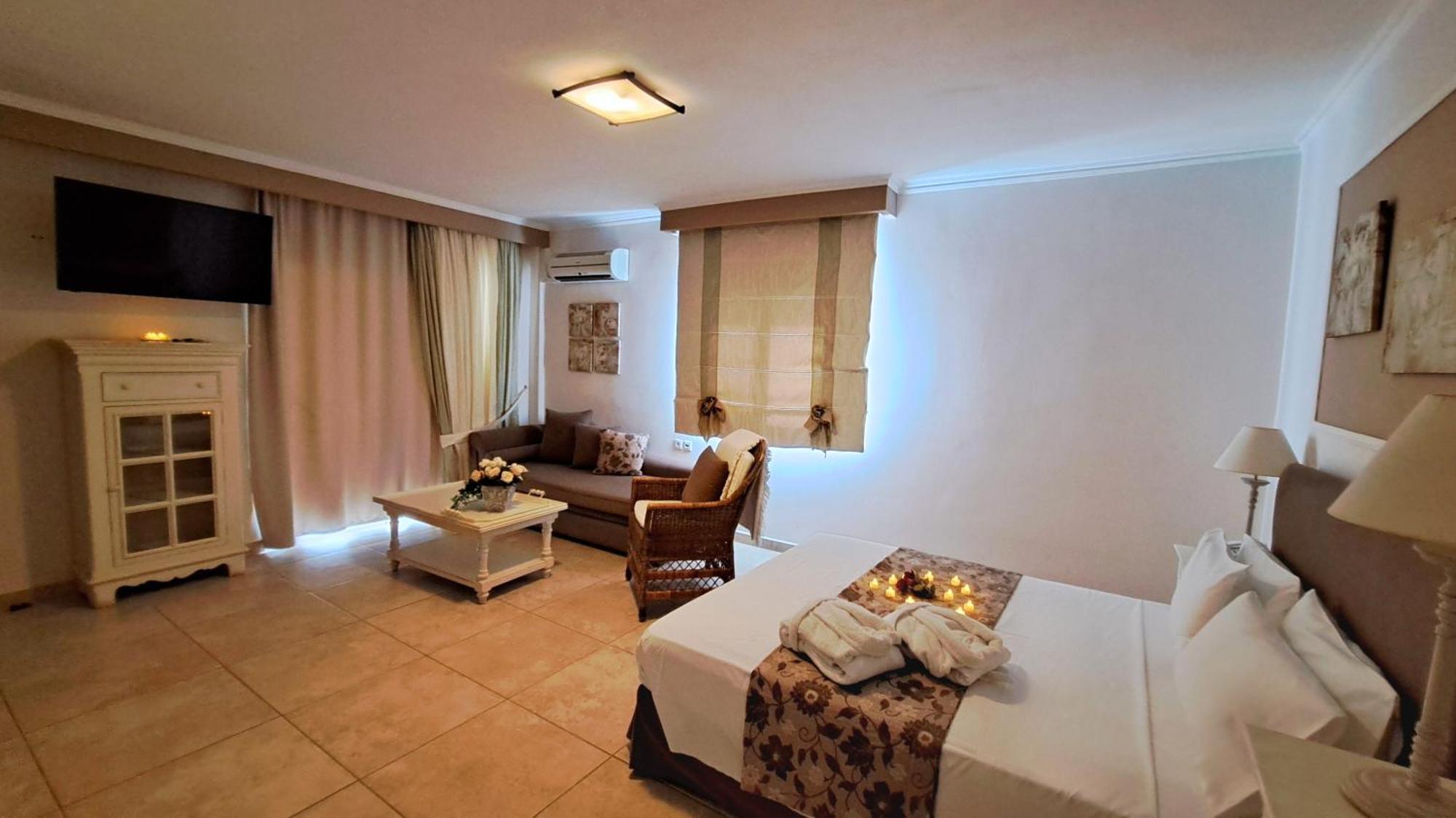 Hotel Astron Princess Karpathos Town  Exterior photo